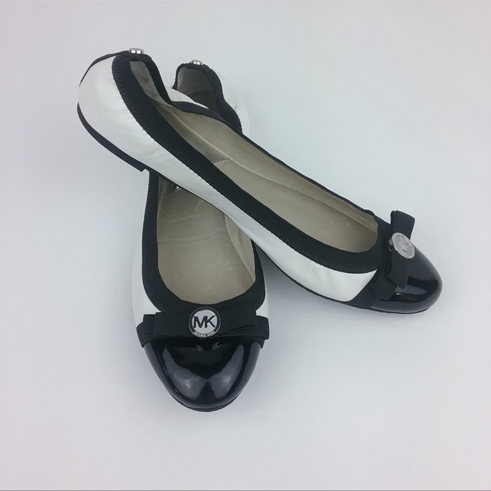 Michael Kors Black White Captoe Ballet Flat